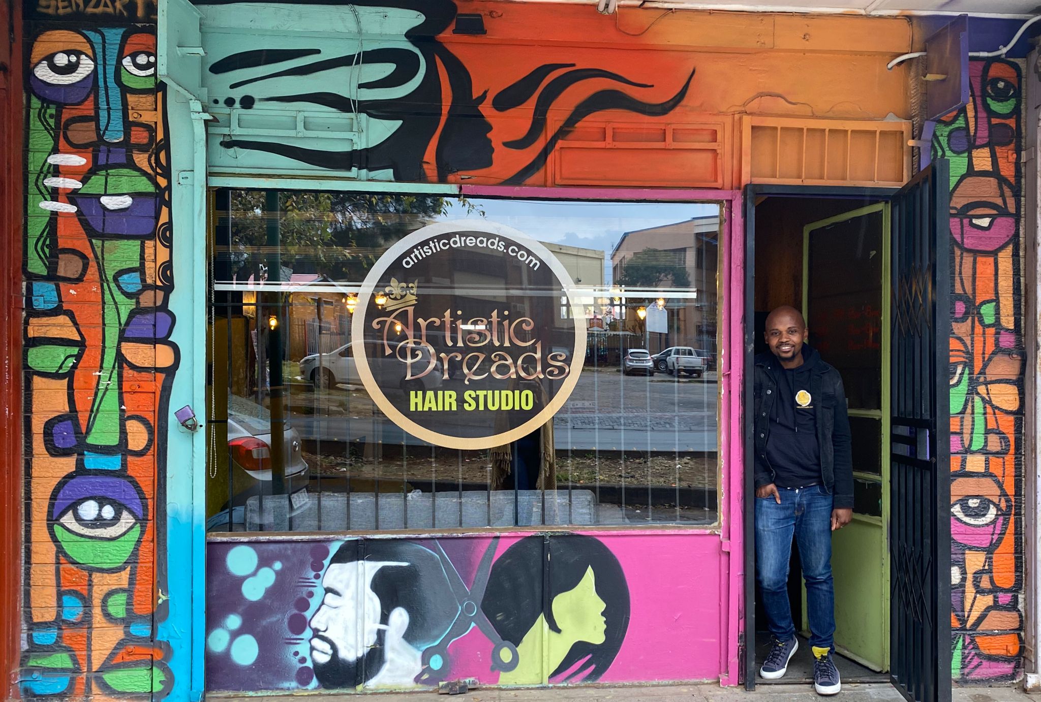 Artistic Dreads exterior